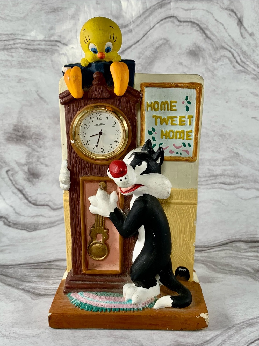 Warner Bros. Tweety & Sylvester Vintage 1994 Clock